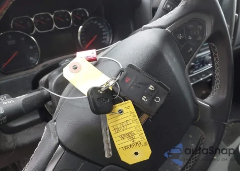 2018 Chevrolet Silverado 1500 1Lt z USA, uszkodzony, nr VIN 1GCVKREC6JZ271570